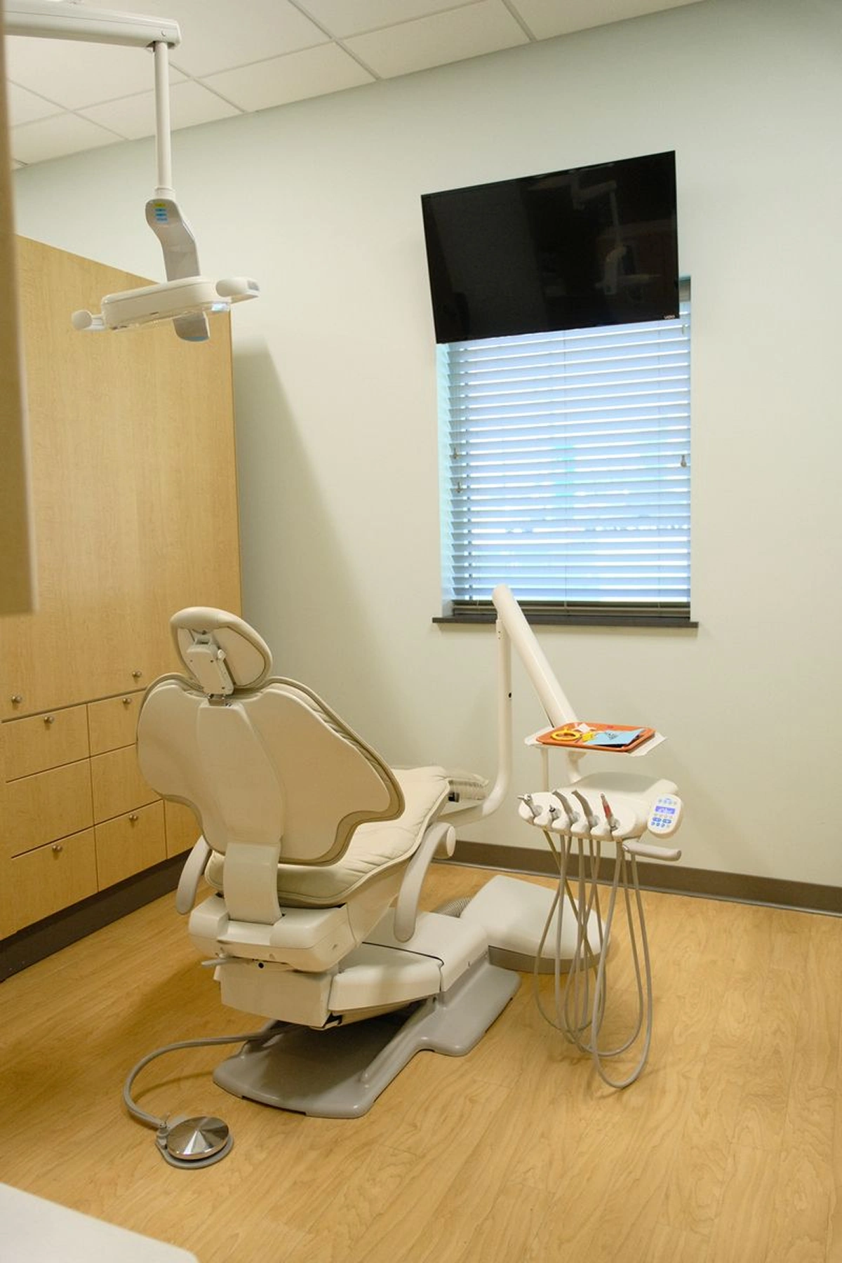 Dental treatment room